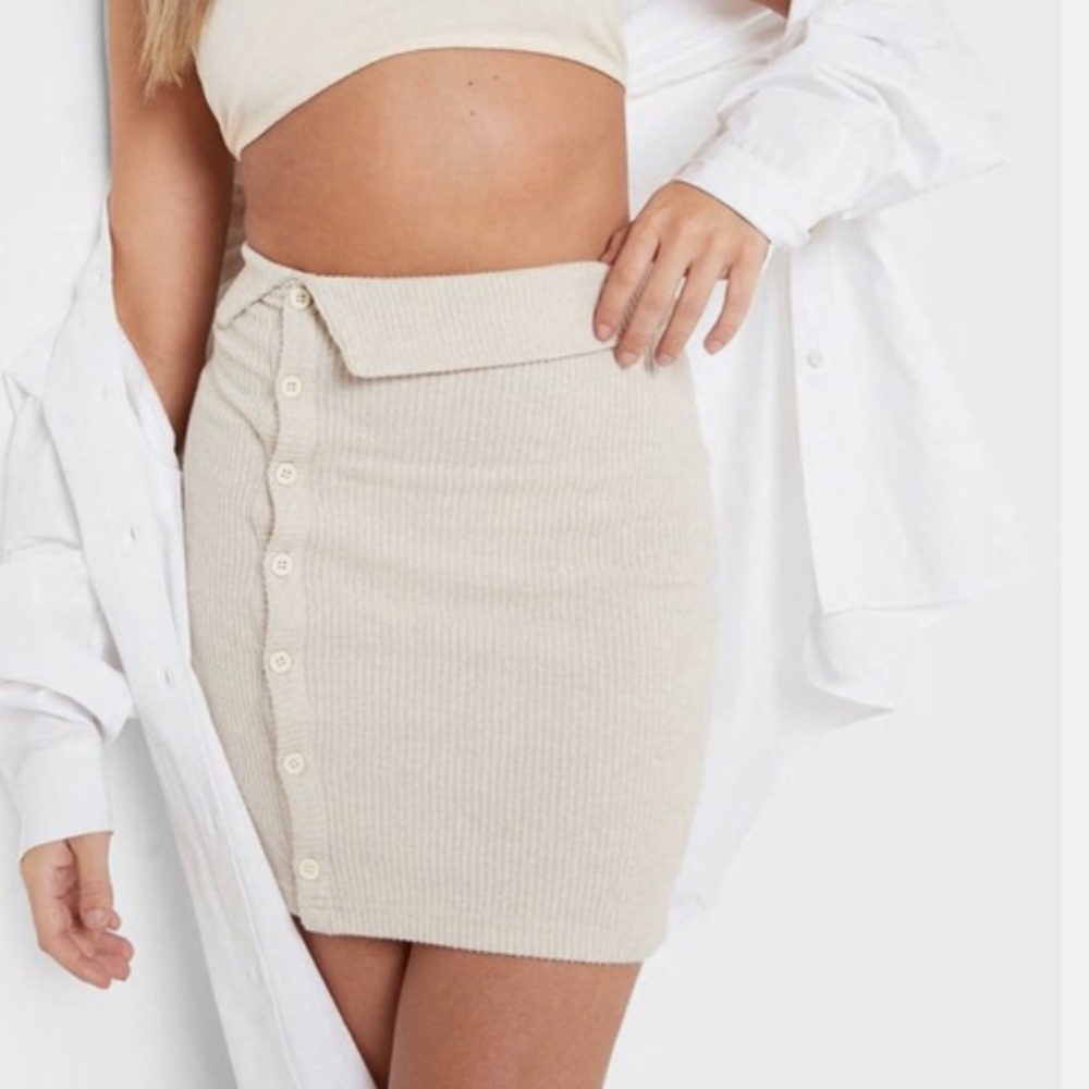-*Mocha* knit, fold over buttoned mini skirt